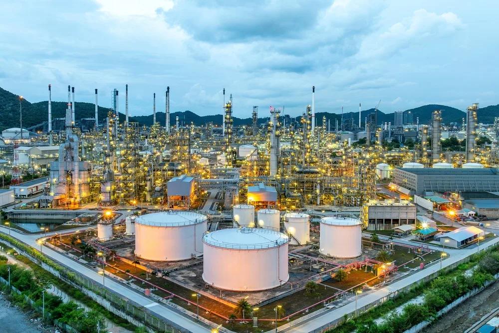 Ormuz e Bab el-Mandeb: o gargalo das rotas do Oriente Médio e os impactos no petróleo brasileiro