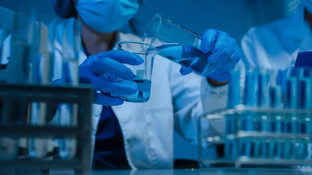 Resolução Gecex 963 mantém tarifa de até 20% sobre químicos por mais um ano