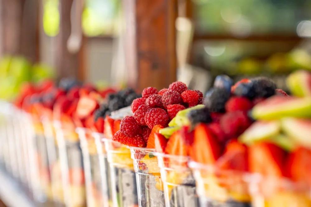 UE restringe veículos chineses, importação de fertilizantes cai no Brasil e frete marítimo pressiona exportações de frutas